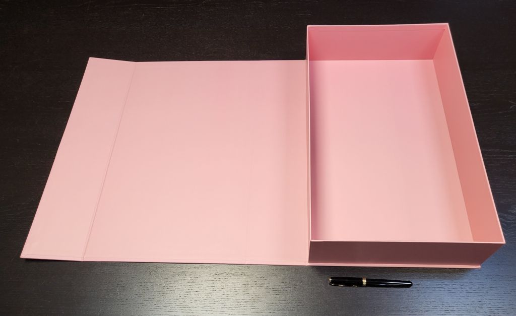 6530-Cutie cu magnet lucasbite460x275x95mm-3