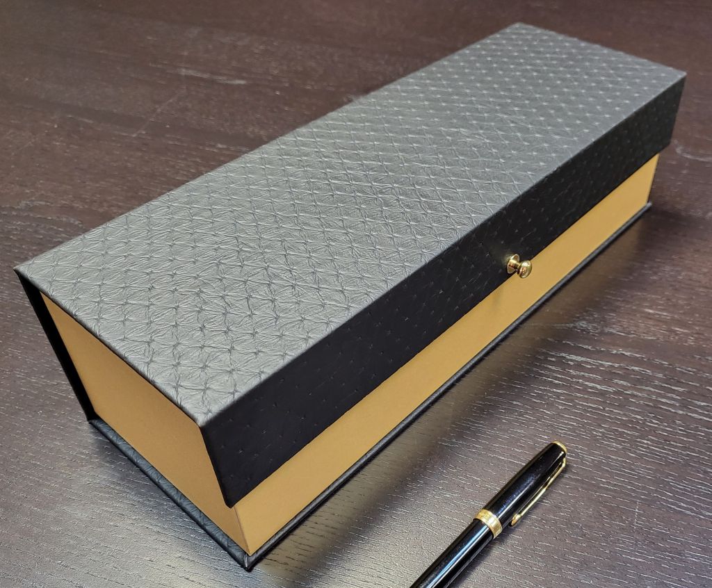 6314cutie piele+6315.2insert burete sticla vin2