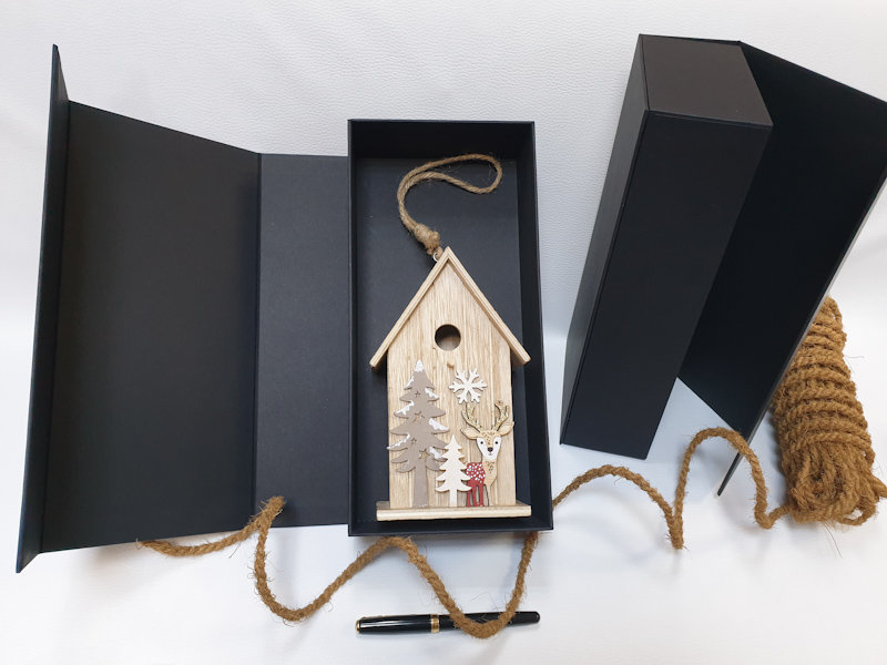 Cutie pentru cadouri cu magnet M6139 – Cutii Rigide